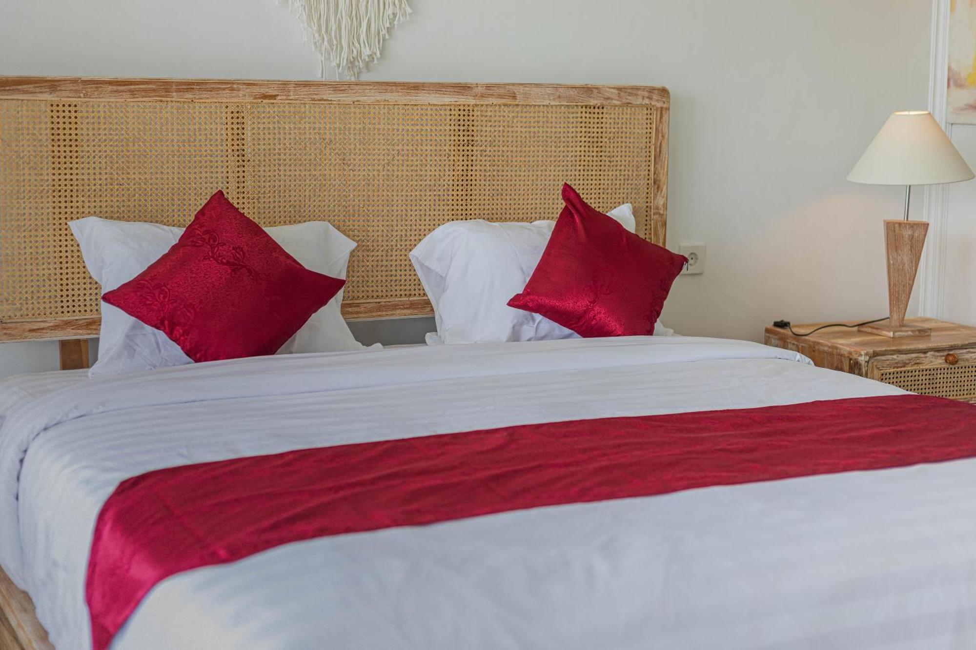 D'Arya Sea View Batununggul Exterior foto
