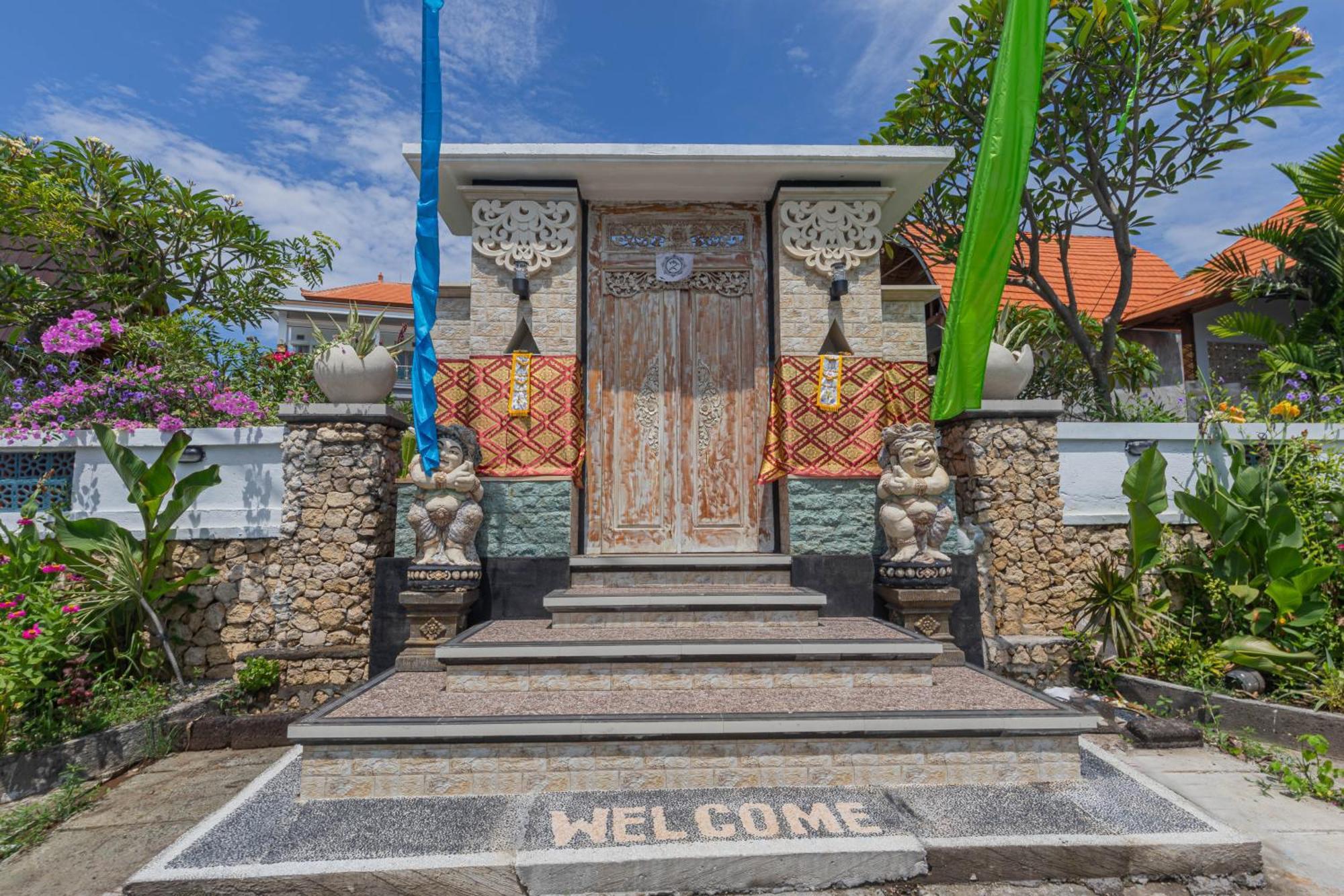 D'Arya Sea View Batununggul Exterior foto
