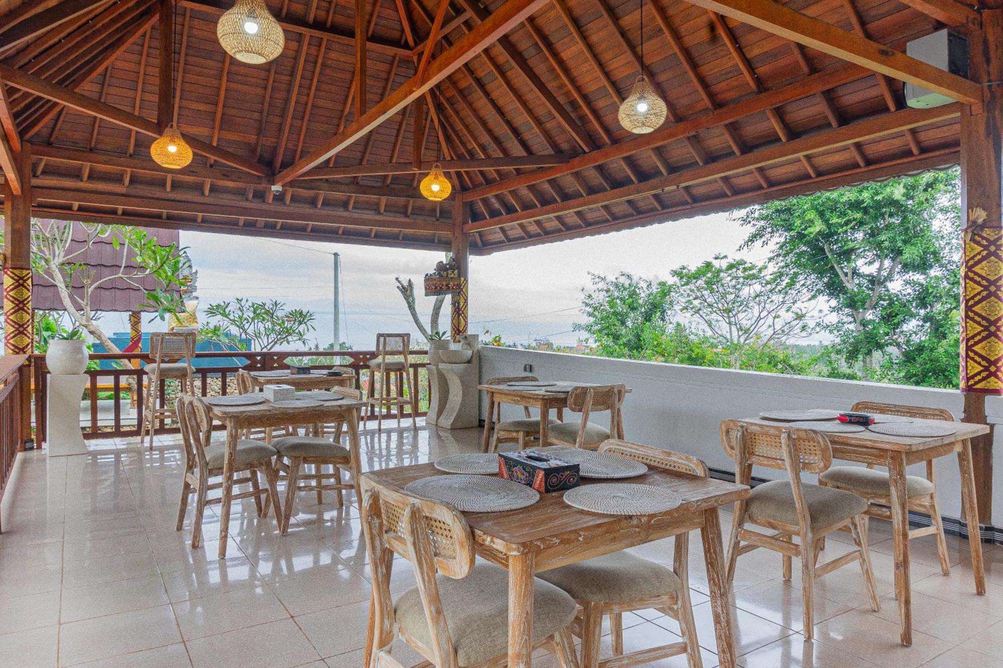 D'Arya Sea View Batununggul Exterior foto